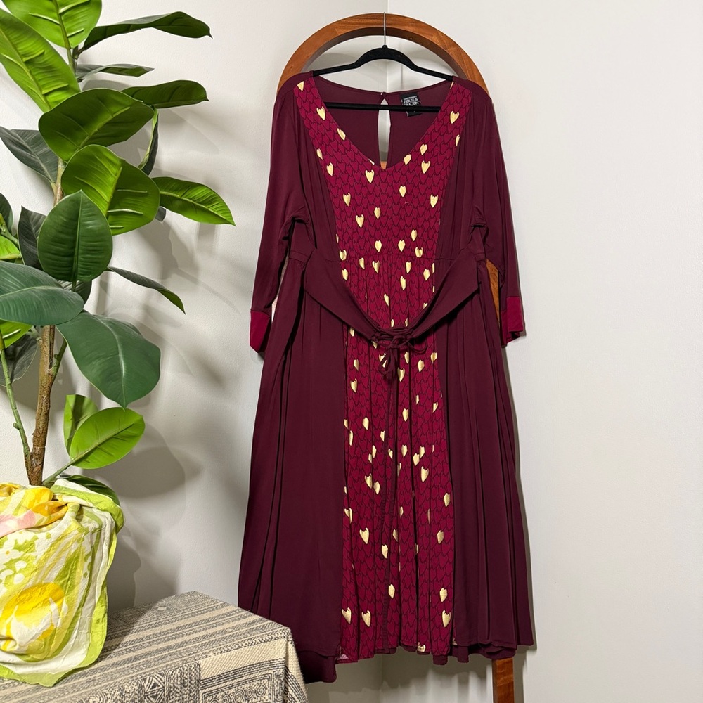Torrid 1X Burgundy Game of Thrones House of Dragon Belted Dress